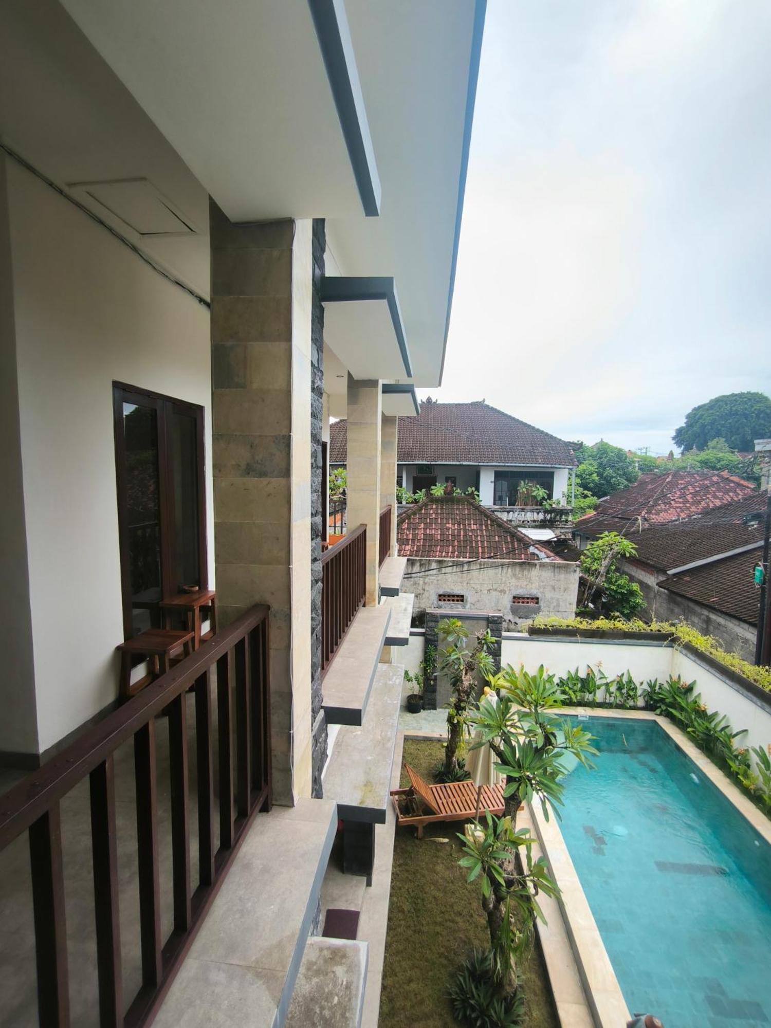 Ken Ken Guest House Seminyak Buitenkant foto