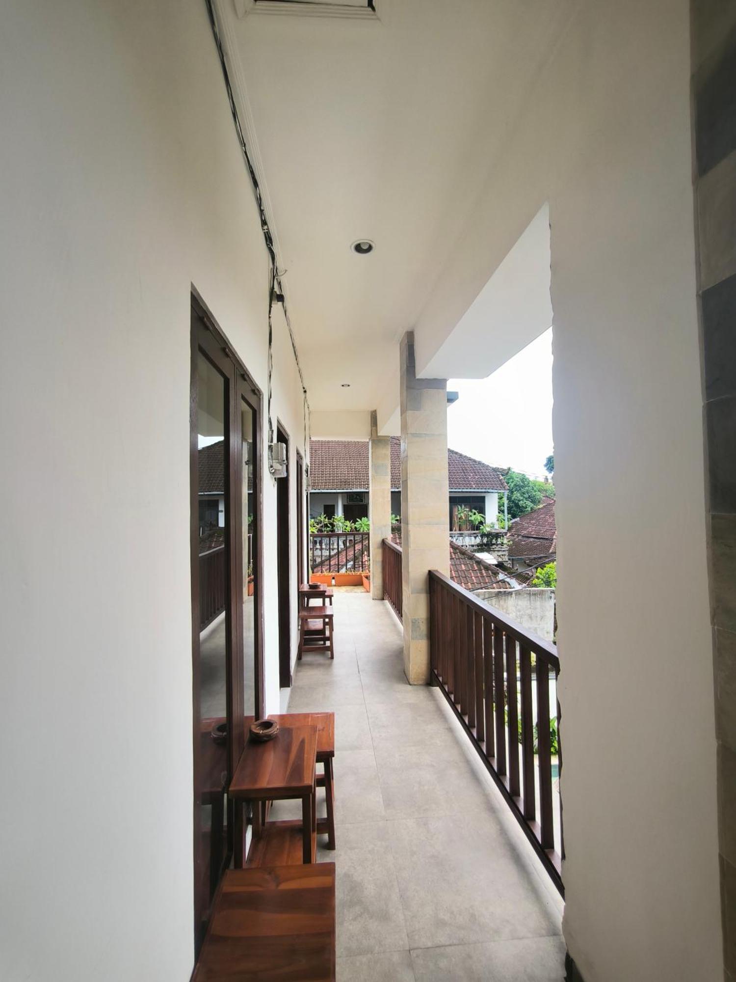 Ken Ken Guest House Seminyak Buitenkant foto