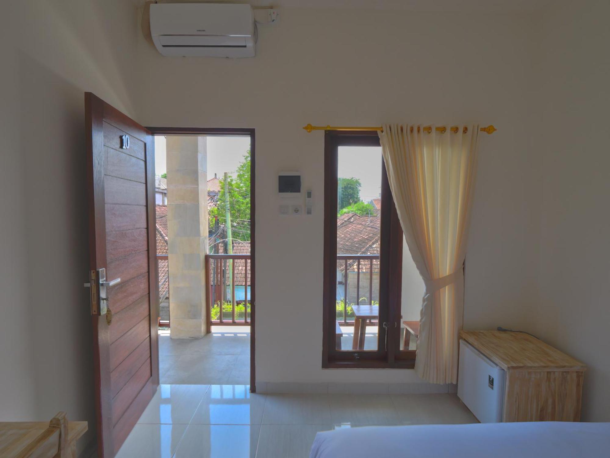 Ken Ken Guest House Seminyak Buitenkant foto